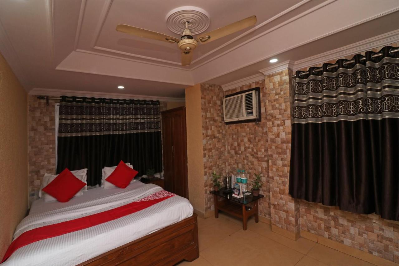 Oyo Flagship 16209 Hotel Ambar Palace Calcutta Calcutta Bara Bazar Exterior foto